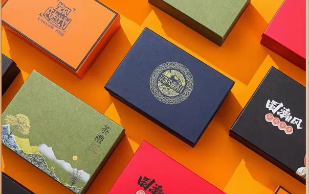 Book type magnetic box