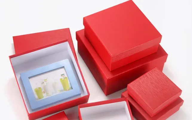 Heaven and earth cover box